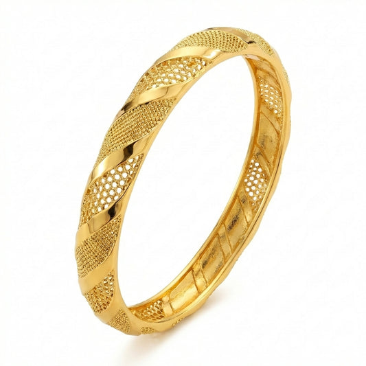Golden hollow bracelet